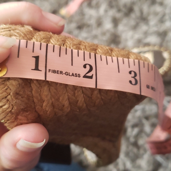 SALE⚡️BURBERRY LEATHER PLATFORM SANDALS SZ 39👇 - Picture 9 of 9